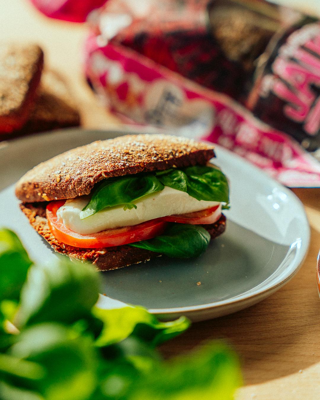 Teff-jauhoista valmistettu jälkiuunileipä